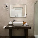 Boutique Golden Key - - Hotell 4*