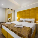 Boutique Golden Key - - Poreč