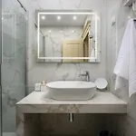 Boutique Golden Key - - 4*
