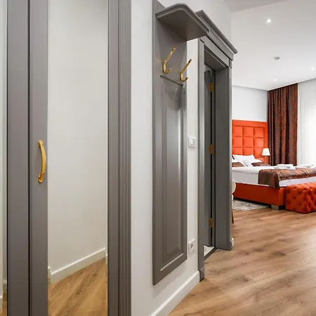 Boutique Golden Key - - Hotel 4*