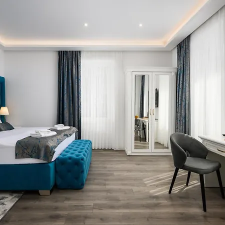 Boutique Golden Key - - Hotel 4*
