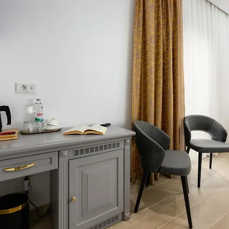 Boutique Golden Key - - 4* Poreč