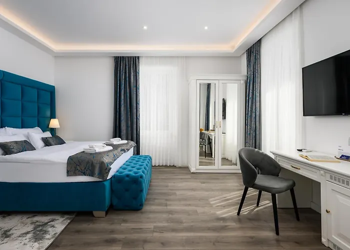 Boutique Golden Key - - Hotel 4*