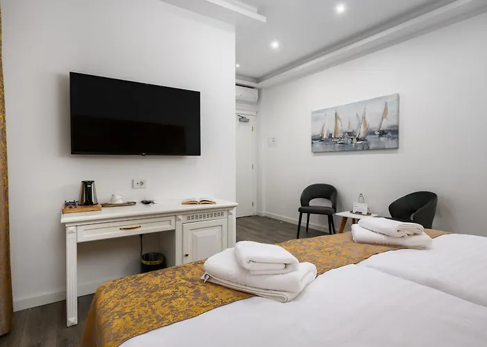 Boutique Golden Key - - 4* Porec