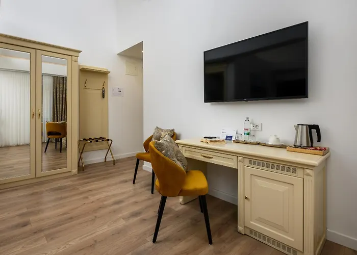 Boutique Golden Key - - 4* Porec