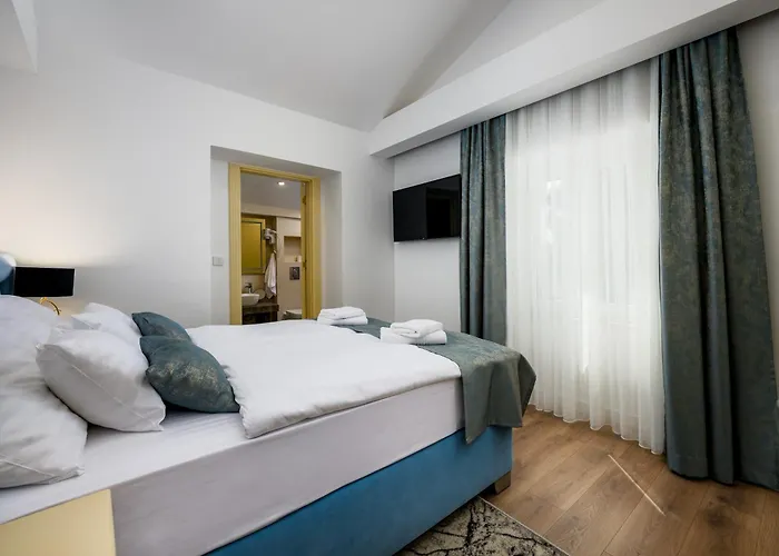 Hotel Boutique Golden Key - - 4*