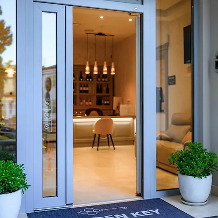 Boutique Golden Key - - 酒店 波雷奇
